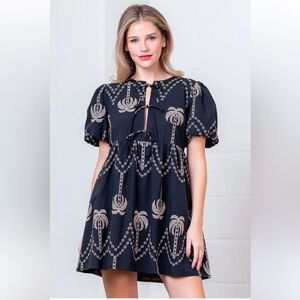 Taelynn Palm Tree Embroidered Tied Front Short Sleeve Mini Dress